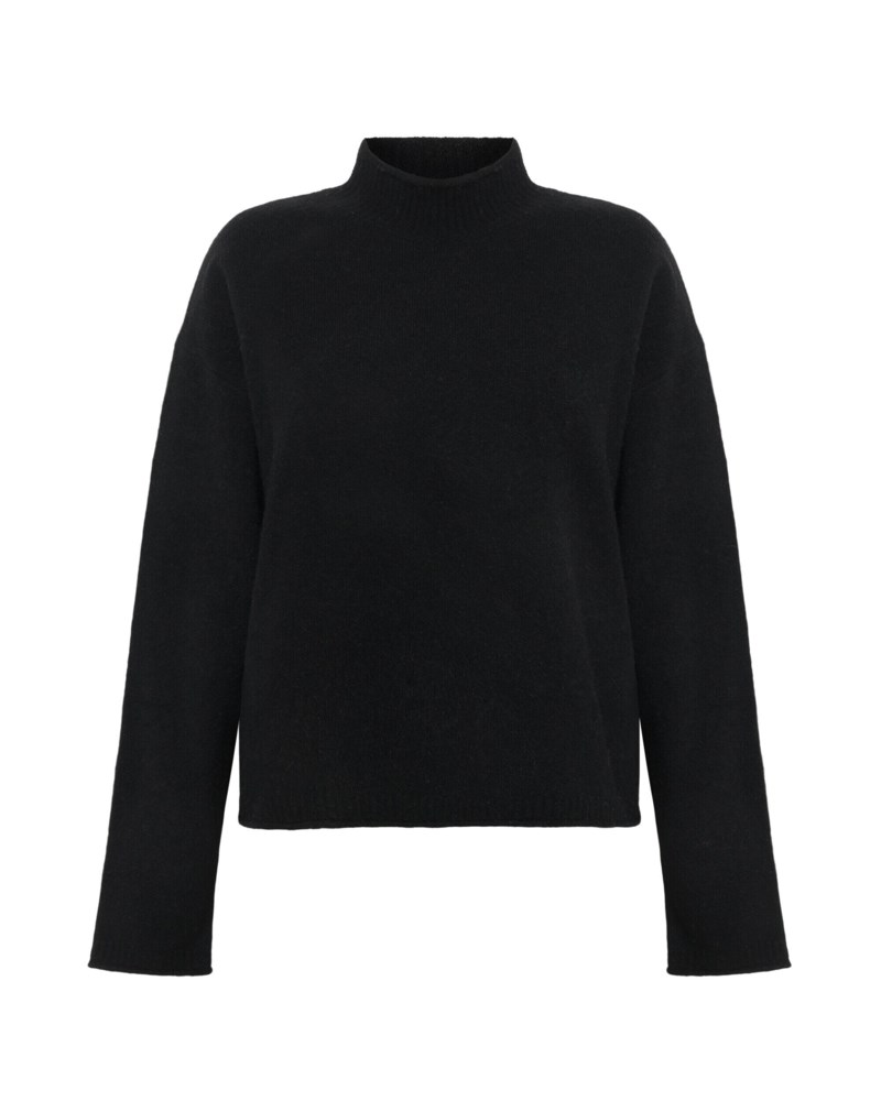 Suri sweater