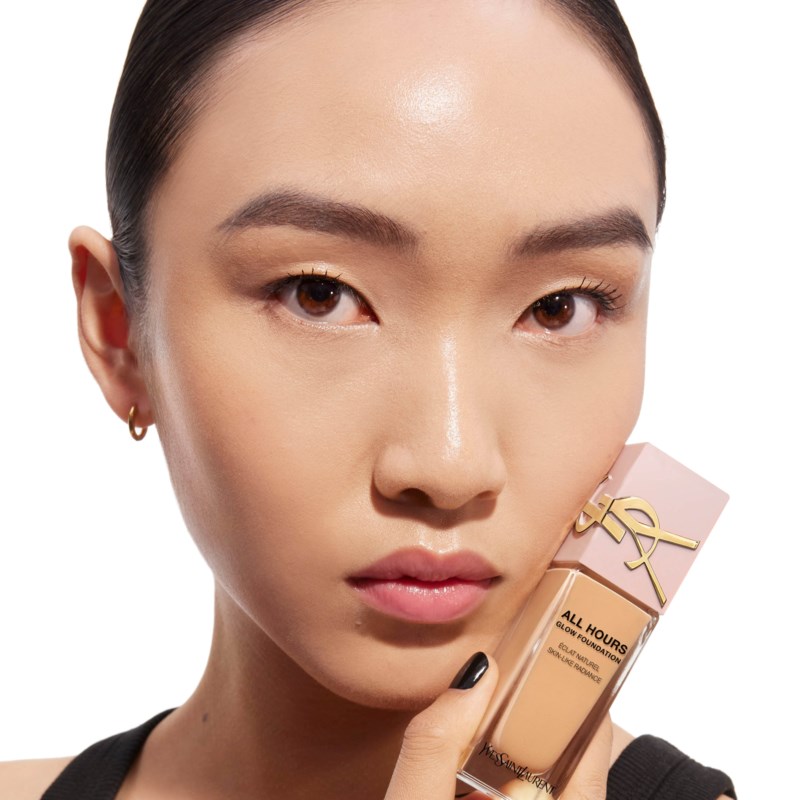 Yves Saint Laurent All hours glow foundation dam – bild 3