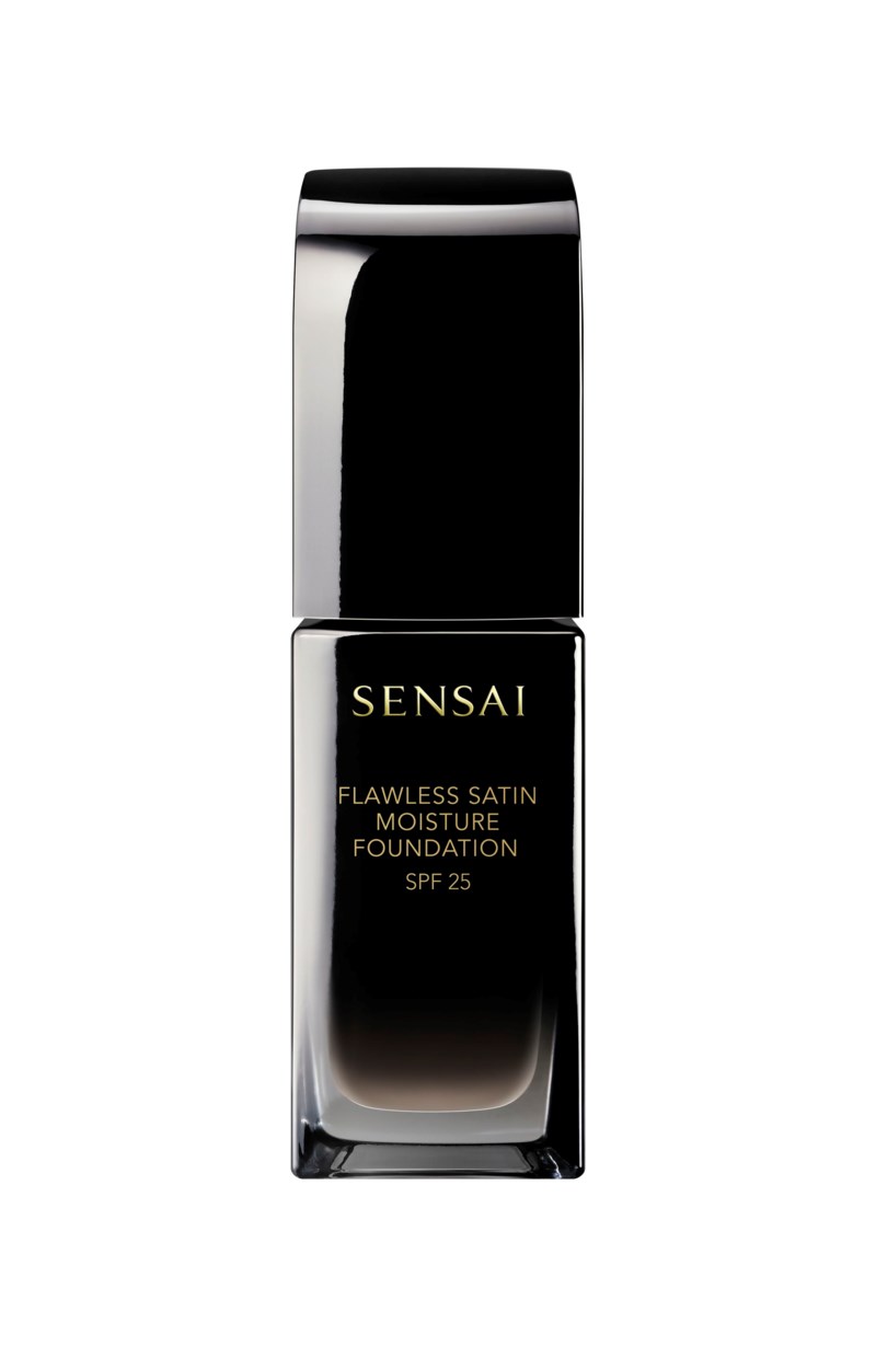 Flawless satin moisture foundation 204 honey beige 5