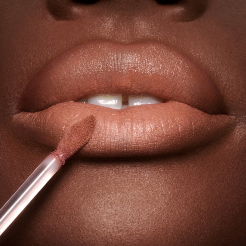 Airbrush flawless lip blur pillow talk medium blur 4