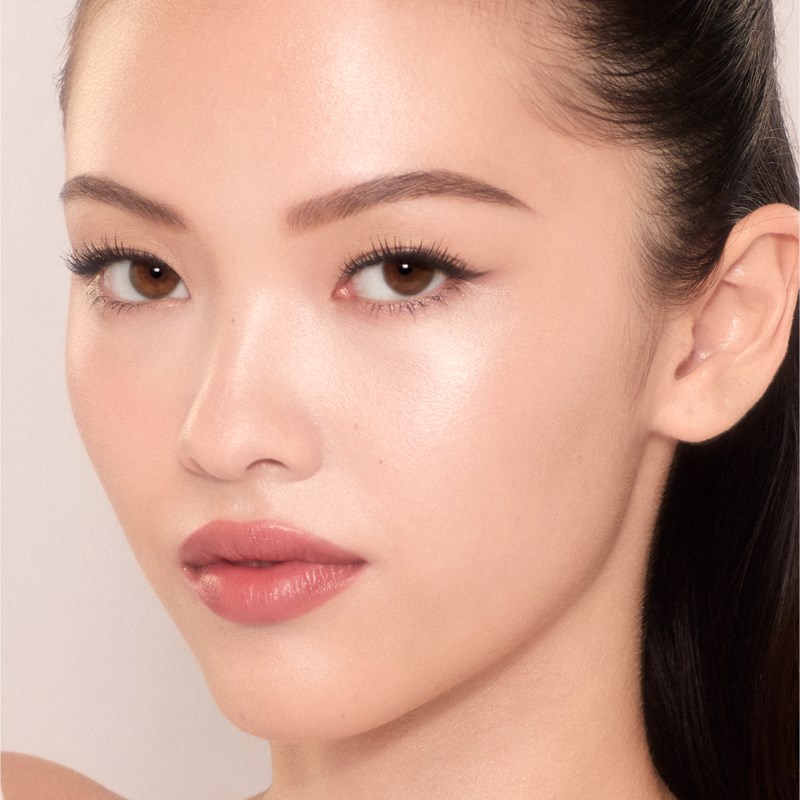 Charlotte Tilbury Unreal skin sheer glow tint foundation dam – bild 2