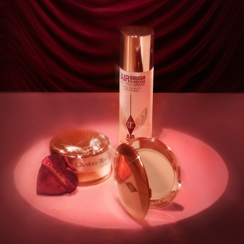 Charlotte Tilbury Airbrush Flawless Mini Setting Spray Kit Presentförpackning med fixeringsspray sminkverktyg dam – bild 5