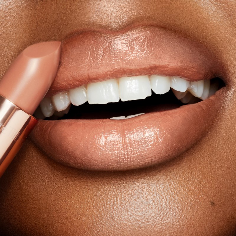 K.i.s.s.i.n.g lipstick night crimson 3