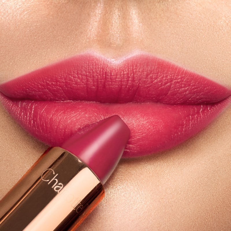Matte revolution lipstick gracefully pink 2