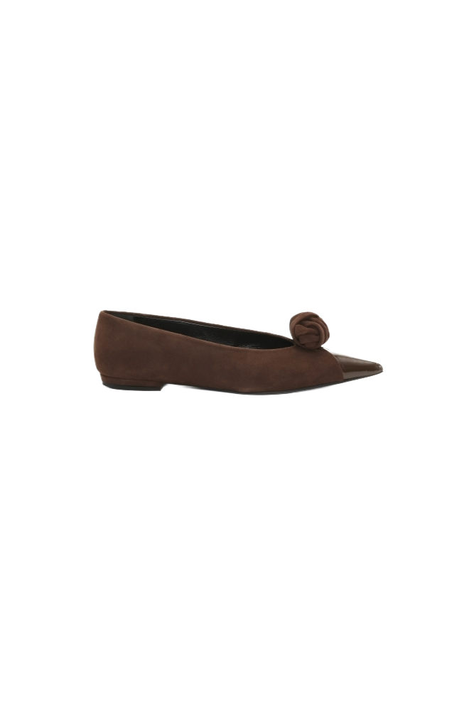 CHOCOLATE BROWN