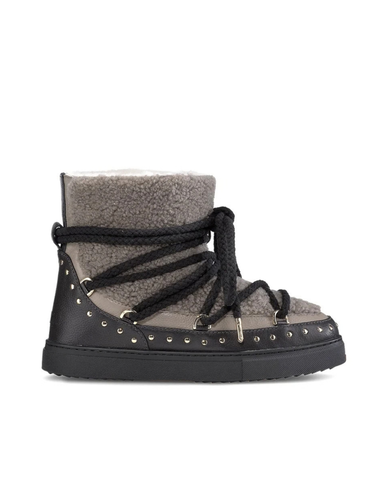 Curly rock boot
