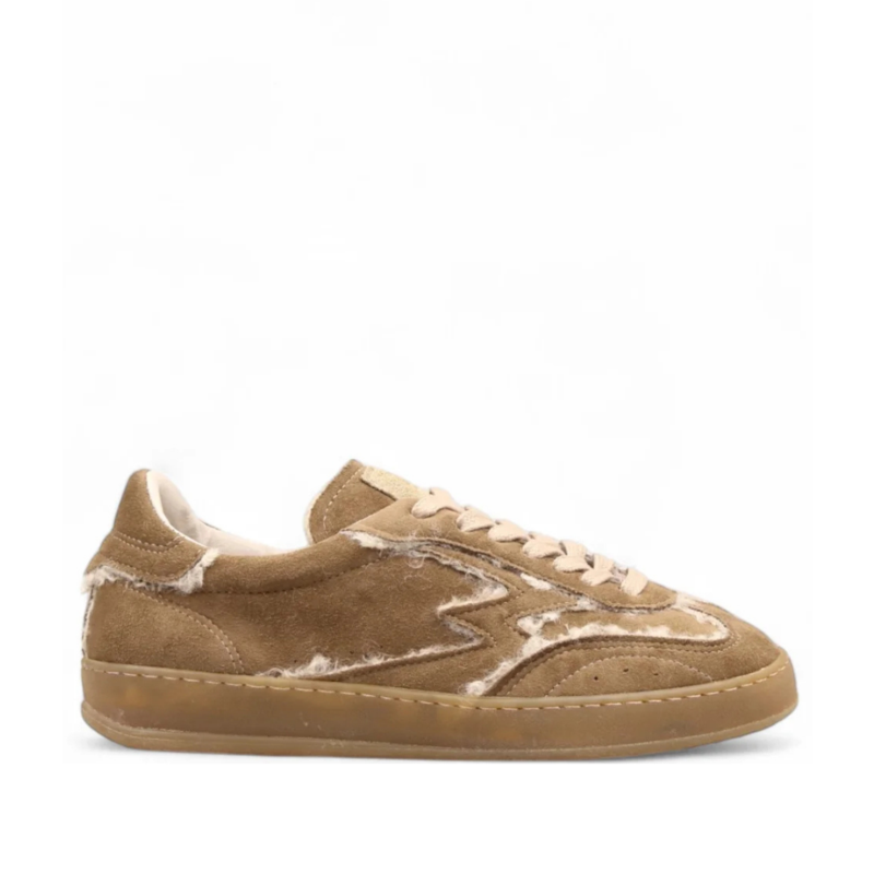 Club sneaker