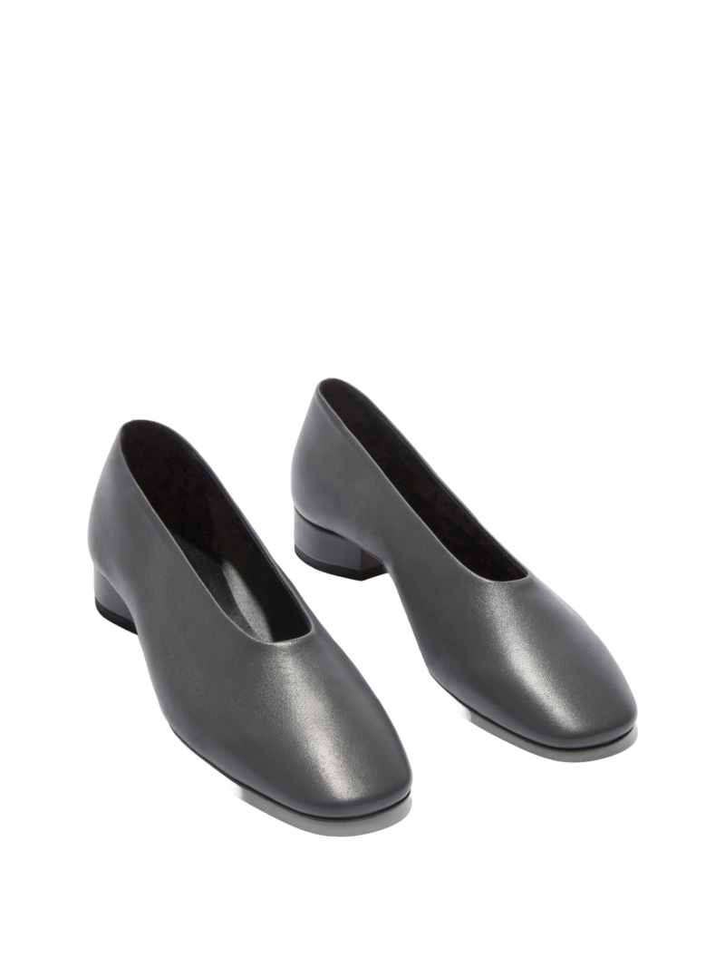 Delia pumps 7