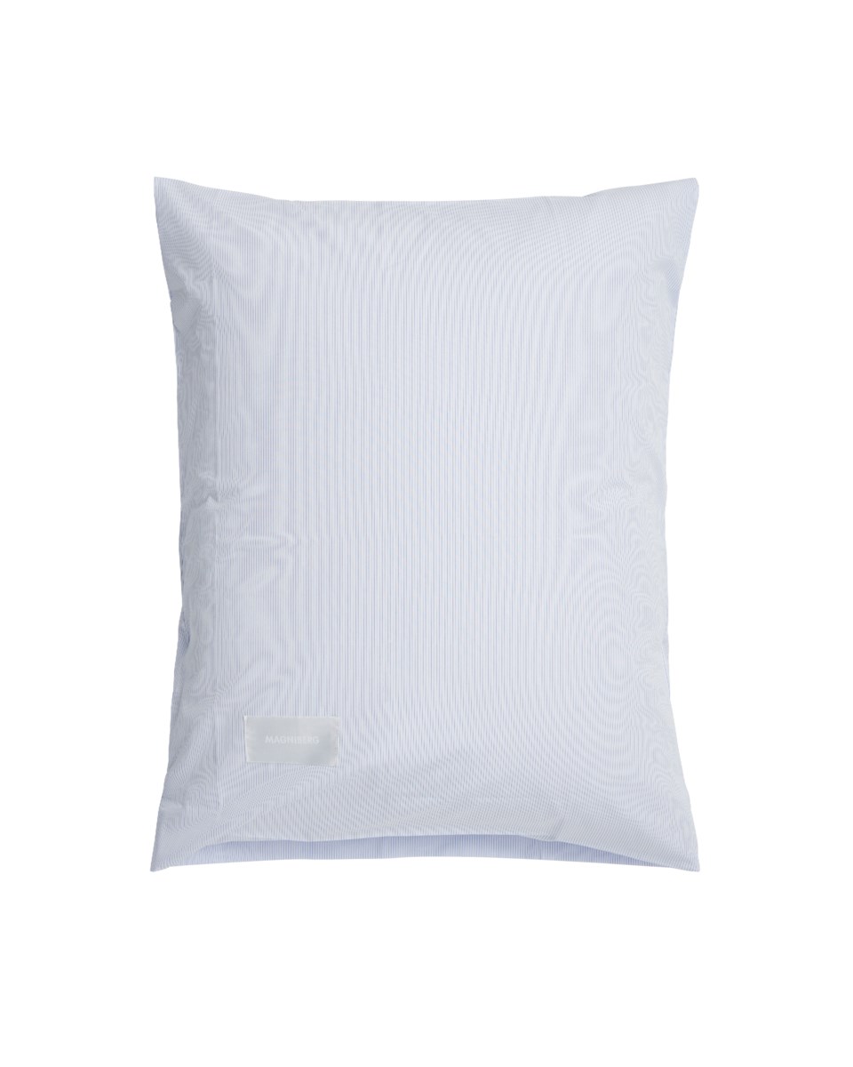 Wall st poplin örngott light blue 50x60 cm, light blue från Magniberg