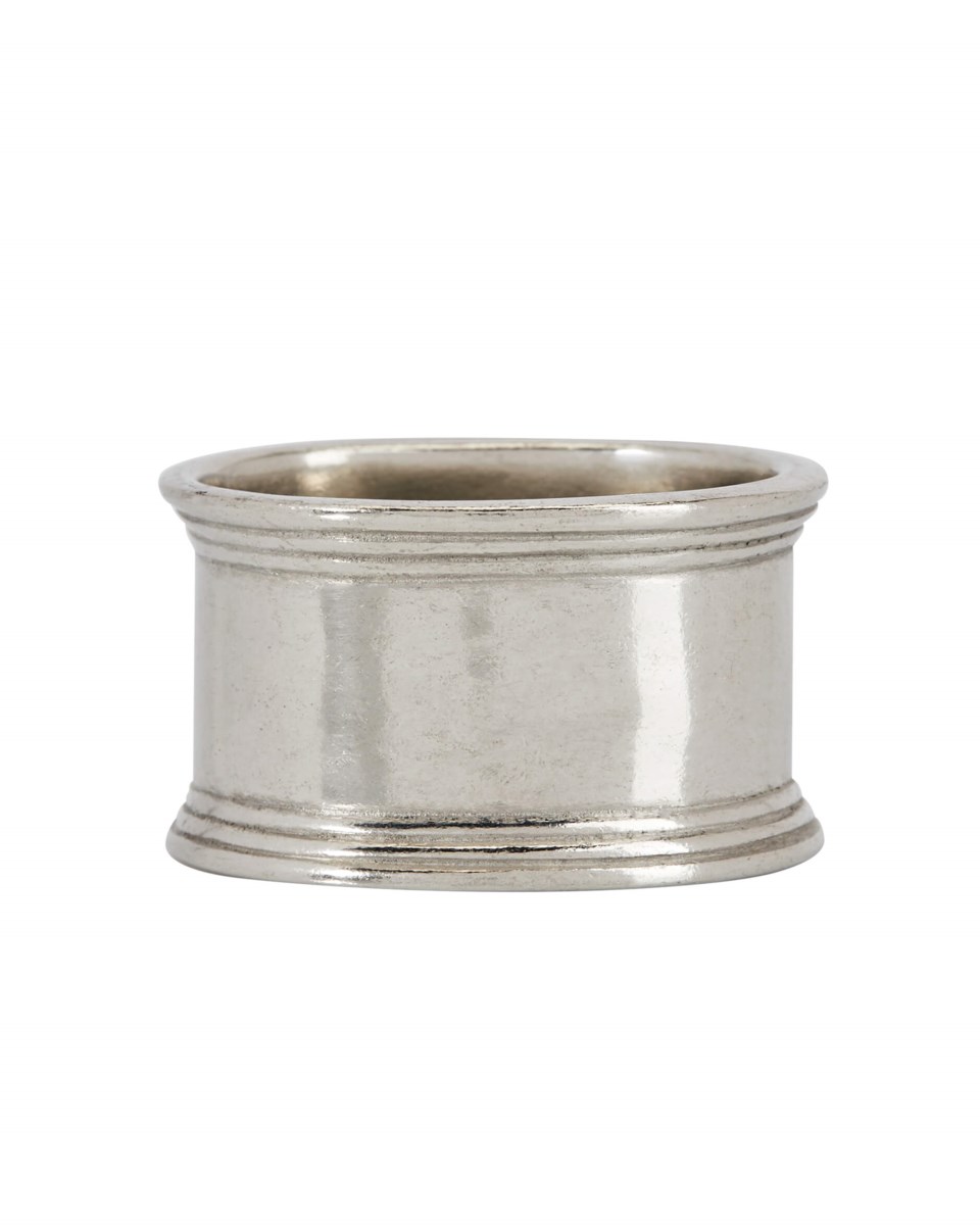 Charles servettring silver 5.5x4.5x3.5 cm, silver från Newport