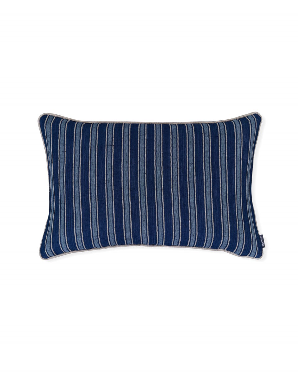 Bungalow stripe kuddfodral indigo/sand 40x60 cm, indigo/sand från Newport
