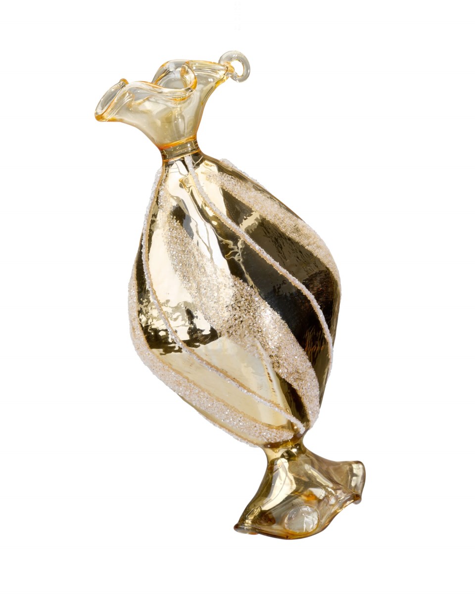 Hailey karamell julgransdekoration guld 6.7x15 cm, guld från Newport Christmas
