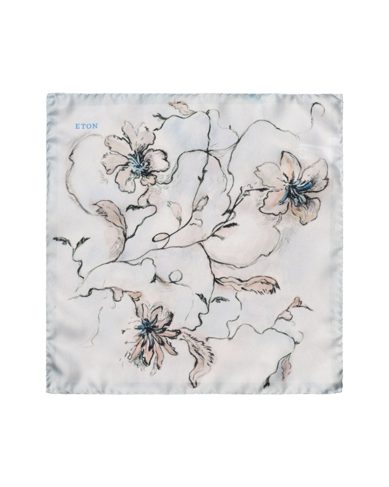 Sidennäsduk med blommönster