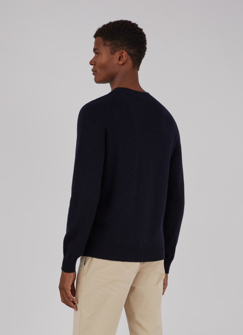 Stickad tröja crew jumper black 3