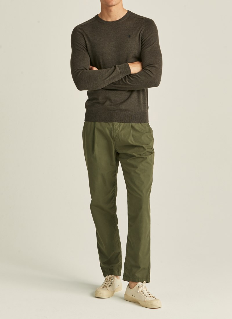 Stickad tröja oneck khaki 10