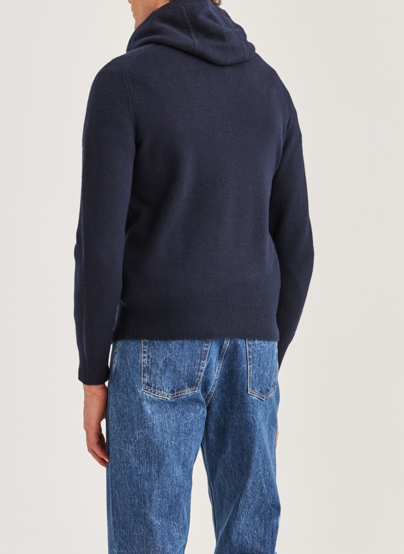 Hoodie hertford 4