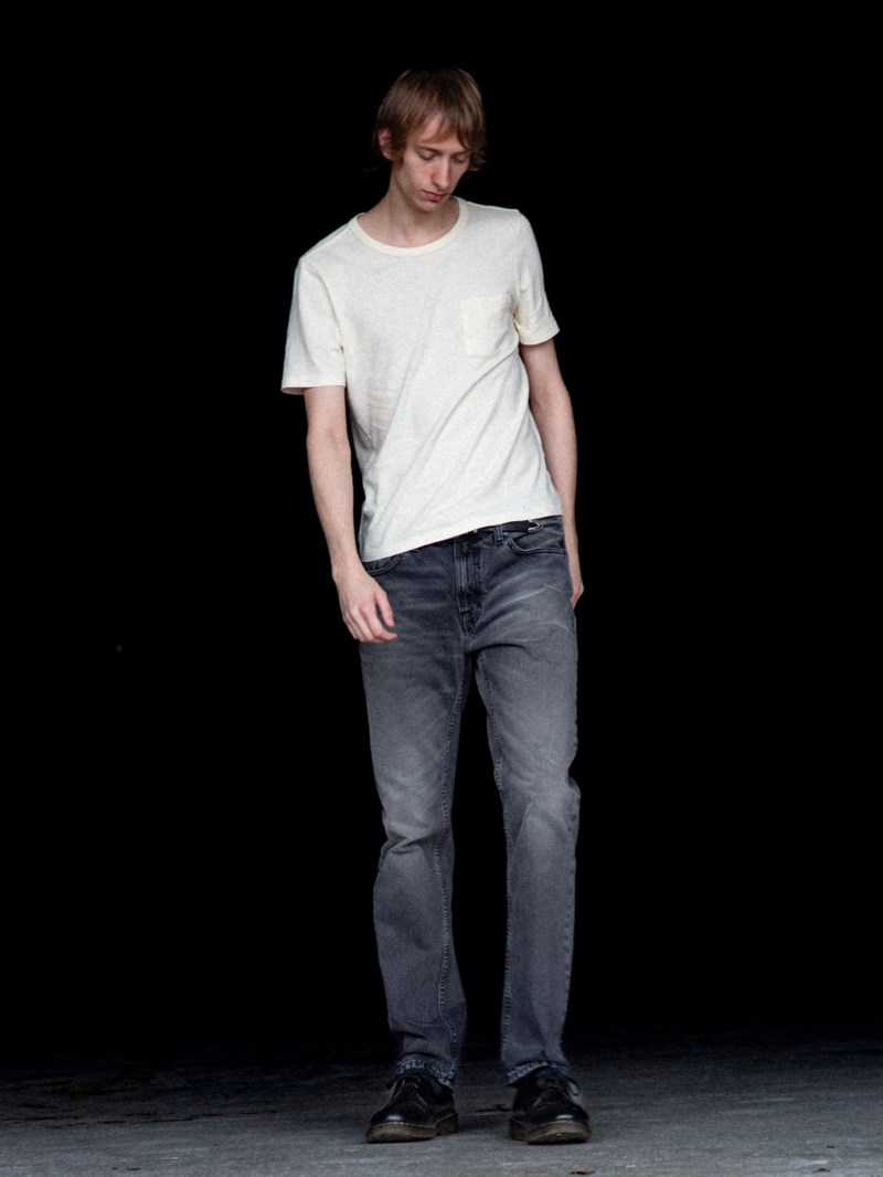 Nudie Jeans gritty jackson straight leg jeans herr – bild 2