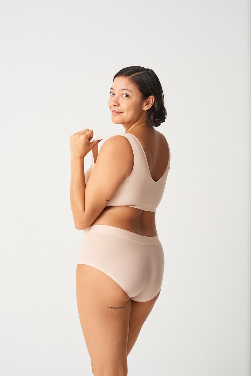 Bh soft stretch top beige 3