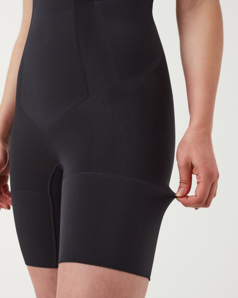 Shorts oncore high waisted mid thigh very black 5