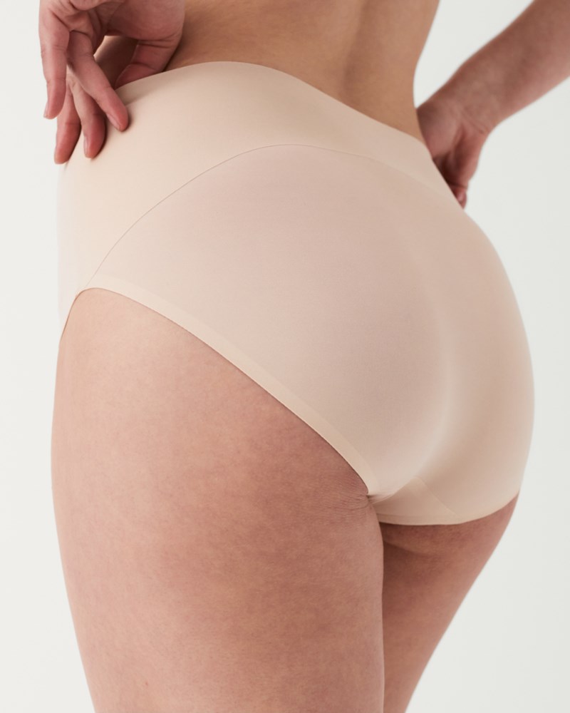 Undie-tectable brief very black 3