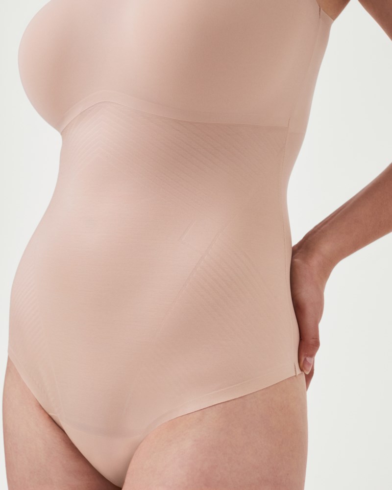 Body cami thong thinstincts 2.0 champagne beige 4