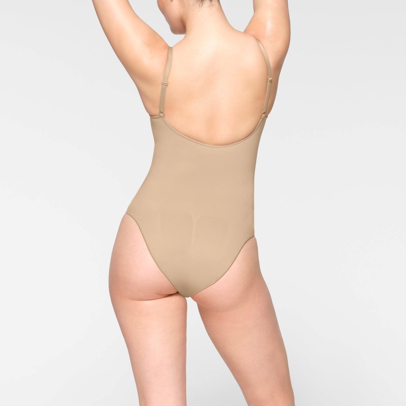 Bodysuit seamless sculpt brief sand 16