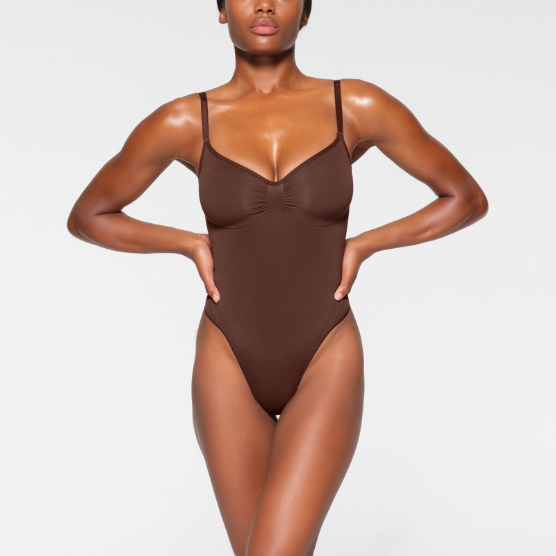 Bodysuit seamless sculpt thong sand 8