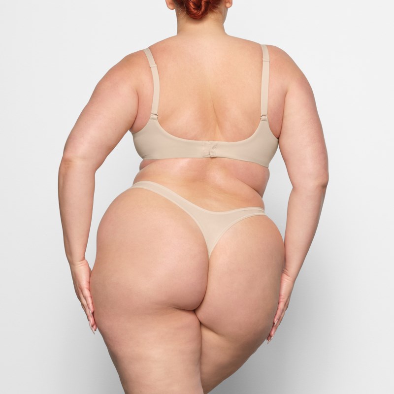 SKIMS Bh fits everybody unlined demi dam – bild 4