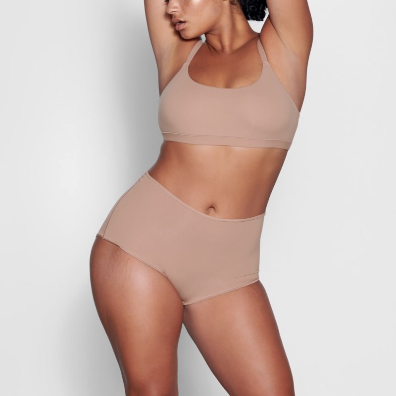 SKIMS Trosa fits everybody boy short hipster dam – bild 2