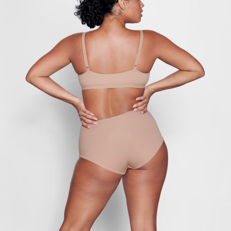 SKIMS Trosa fits everybody boy short hipster dam – bild 3