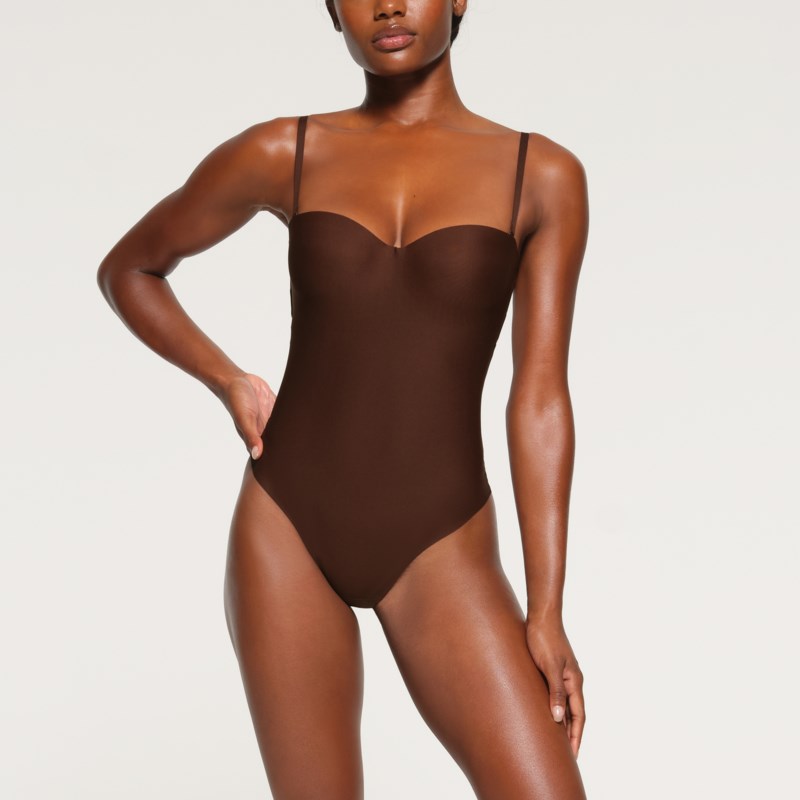 Bodysuit molded underwire 2