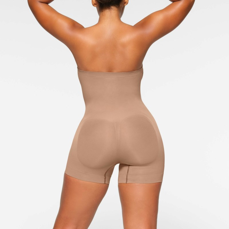 SKIMS Bodysuit seamless sculpt strapless shortie shapewear dam – bild 4