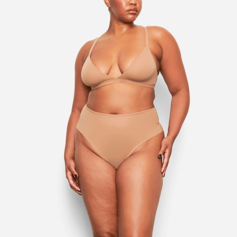 Trosa fits everybody high-waisted 8