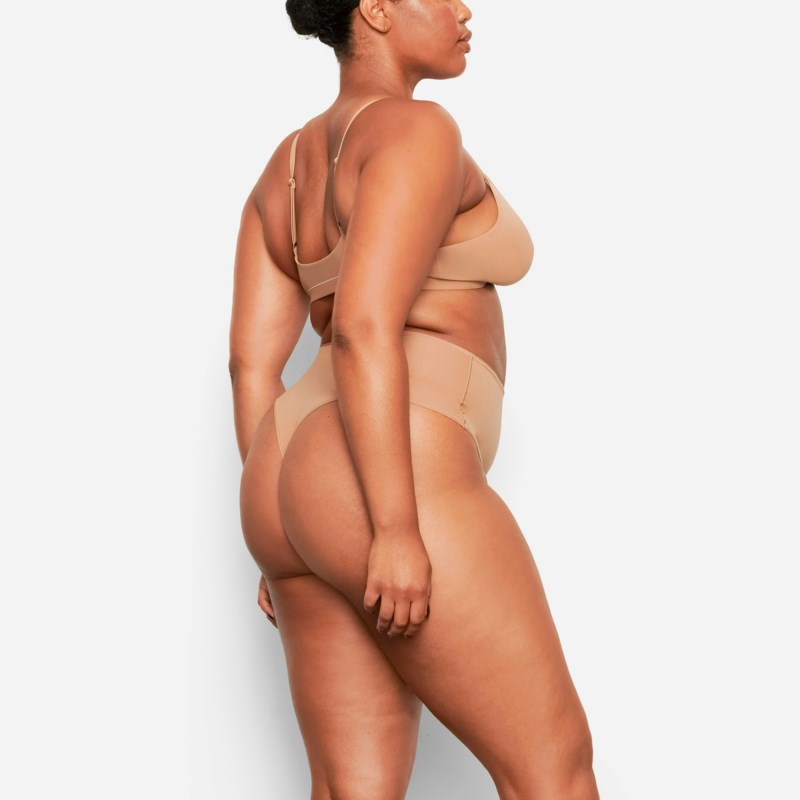 Trosa fits everybody high-waisted 9