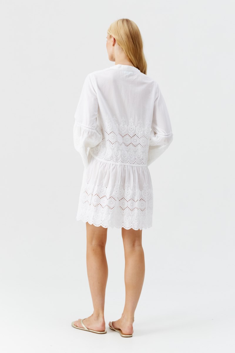 Klänning sebenna white 3