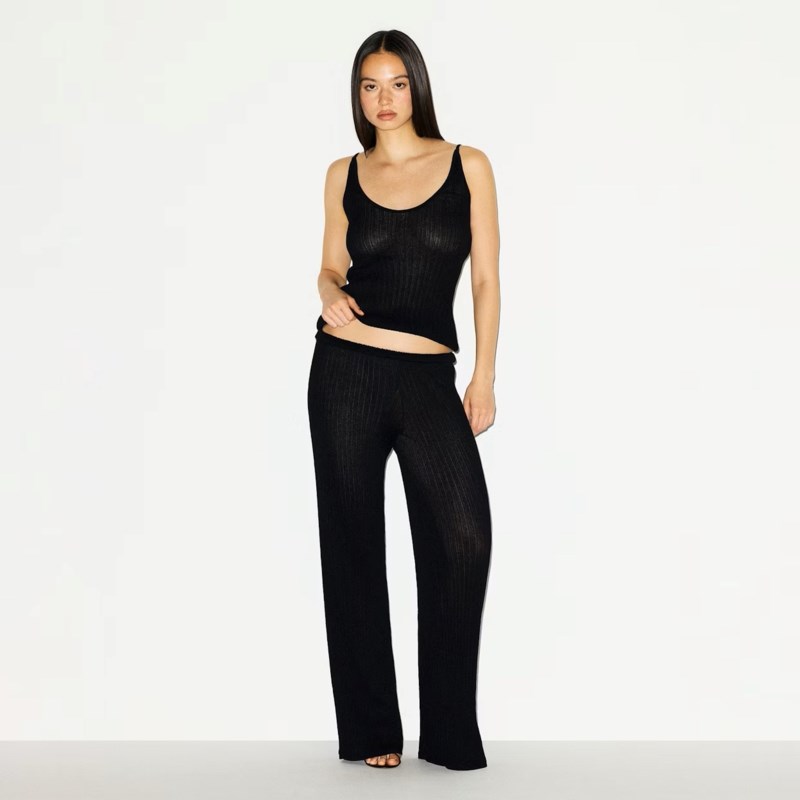 Byxa sheer knit 2
