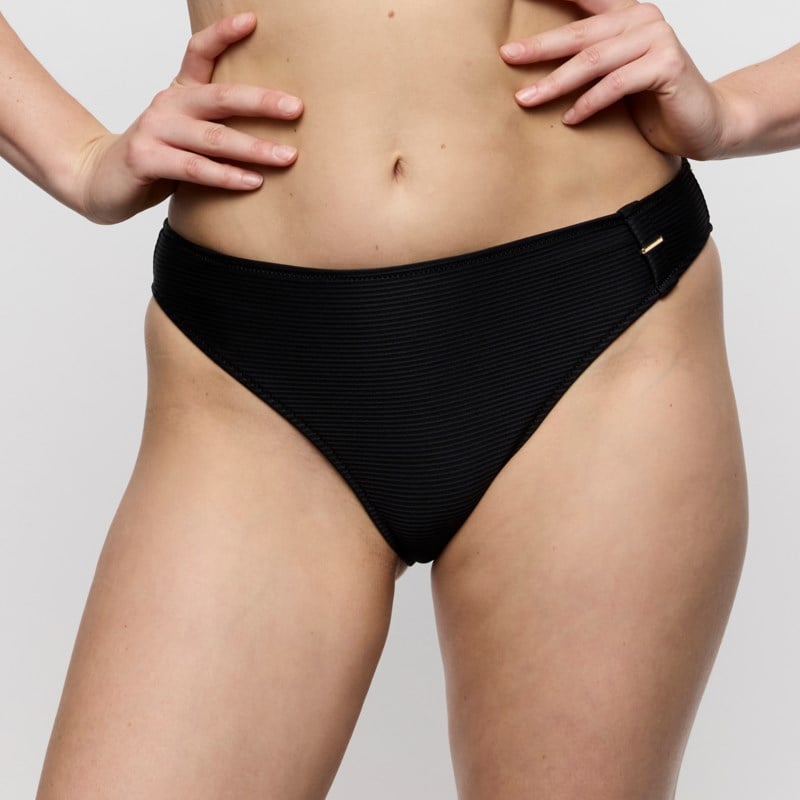 Bikinitrosa brief rio 2