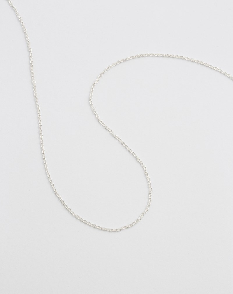 Halsband beloved short oval chain silver 3
