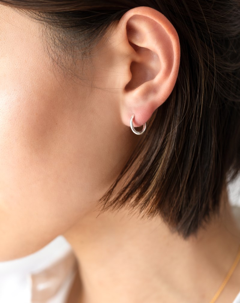 Örhänge love small hoops silver 2