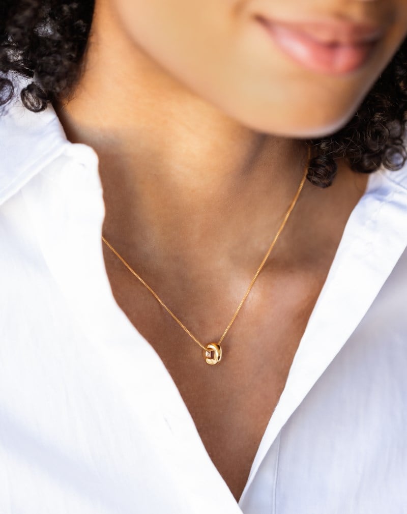 Halsband bolded wavy shiny gold 3