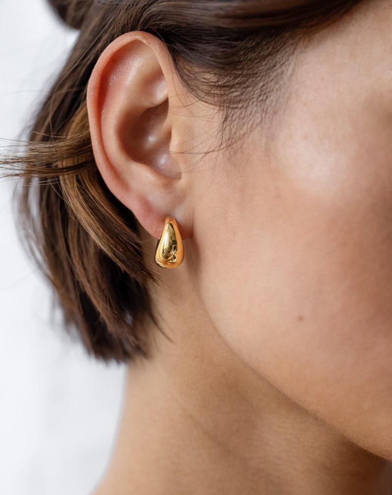 Örhänge bolded little sis earring gold 2