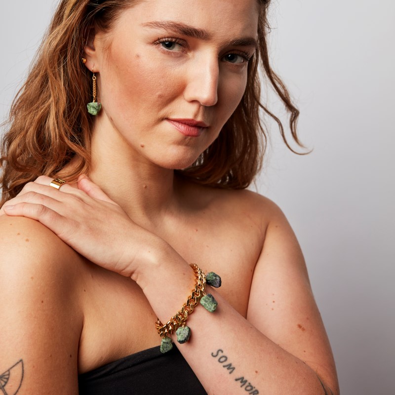 Armband collar ruby zoisite guld 2