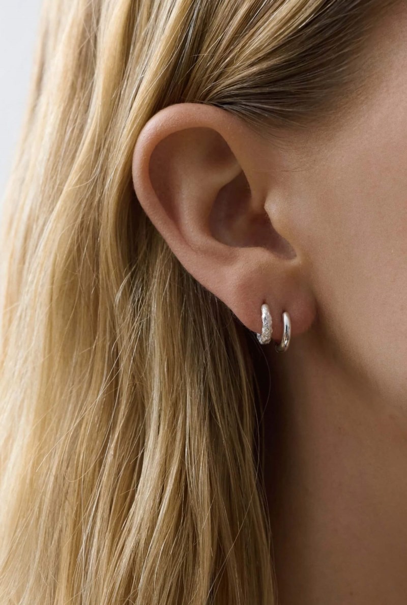 Örhänge mini hoop silver 2