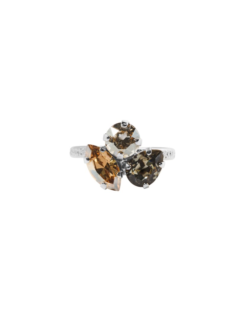 Ring ana black golden combo 1