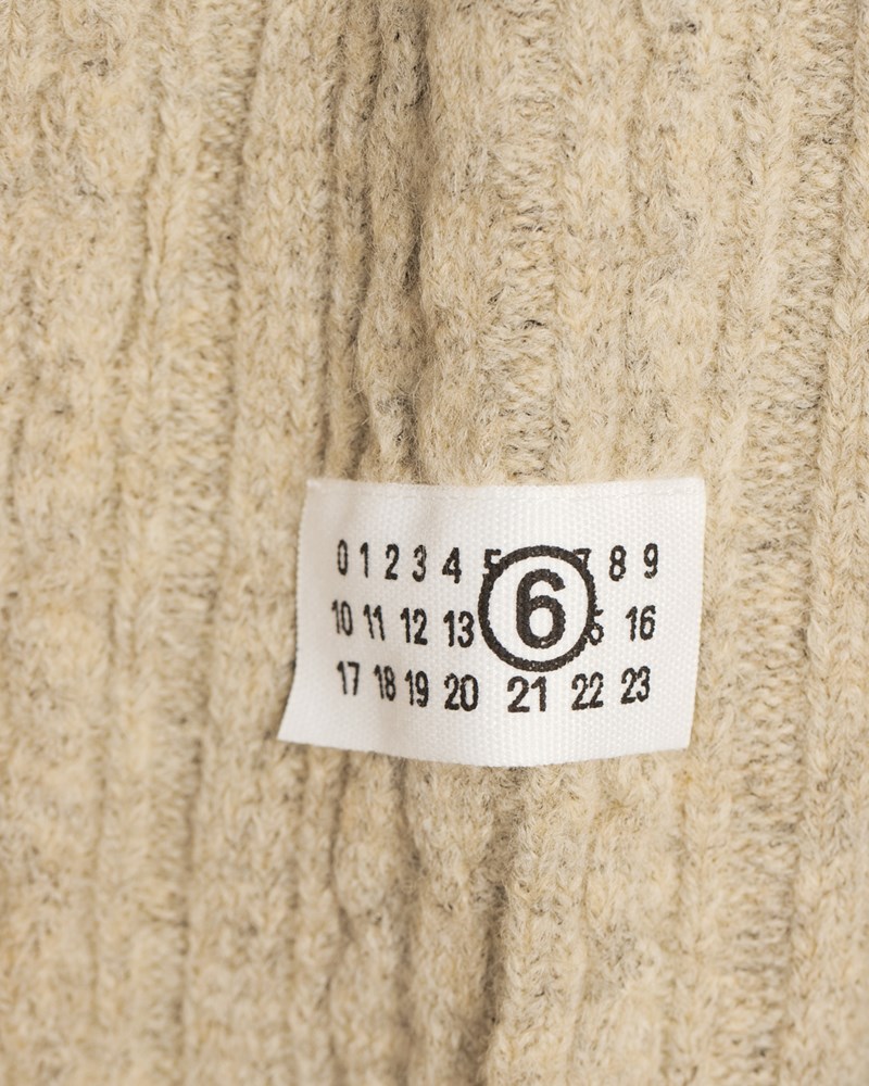 Tröja v-neck beige 5