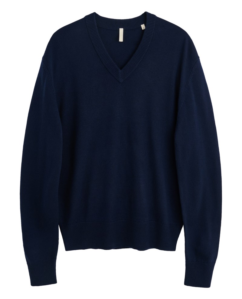 Stickad tröja moon v-neck navy 1