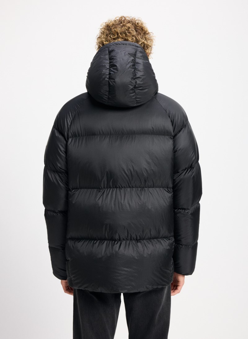 Dunjacka helium svart 4