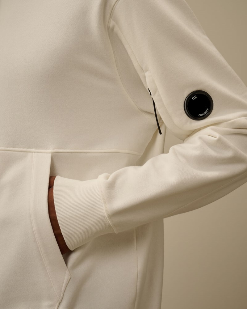 Hoodie diagonal raised fleece lens 2