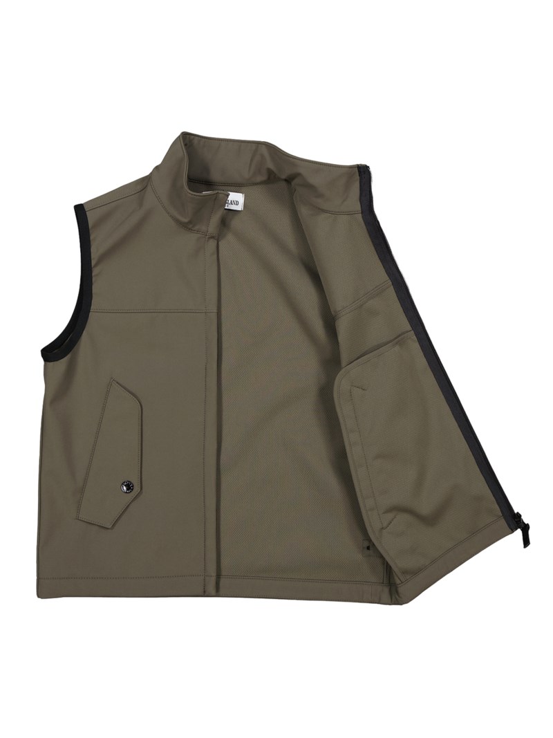 Väst light soft shell 3