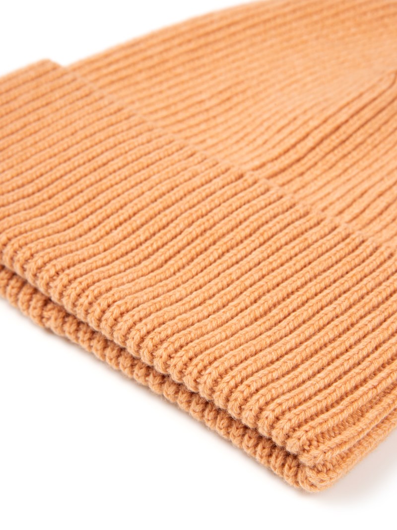 Mössa beanie apricot 2